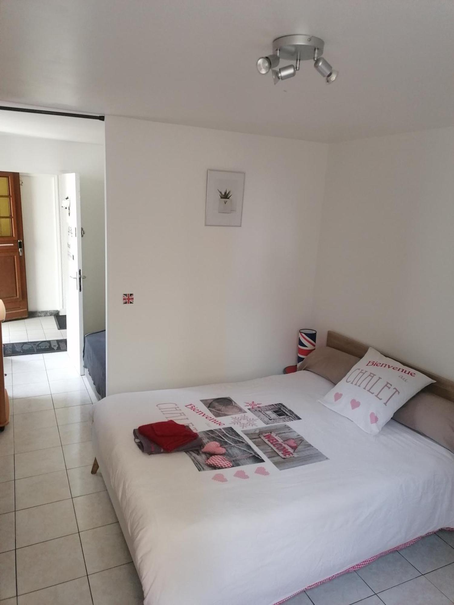 Le Petit Chalet -Appartement Proche De La Vieille Ville , Du Centre Ville Et Du Tram- Petit Dejeuner Offert ルマン エクステリア 写真